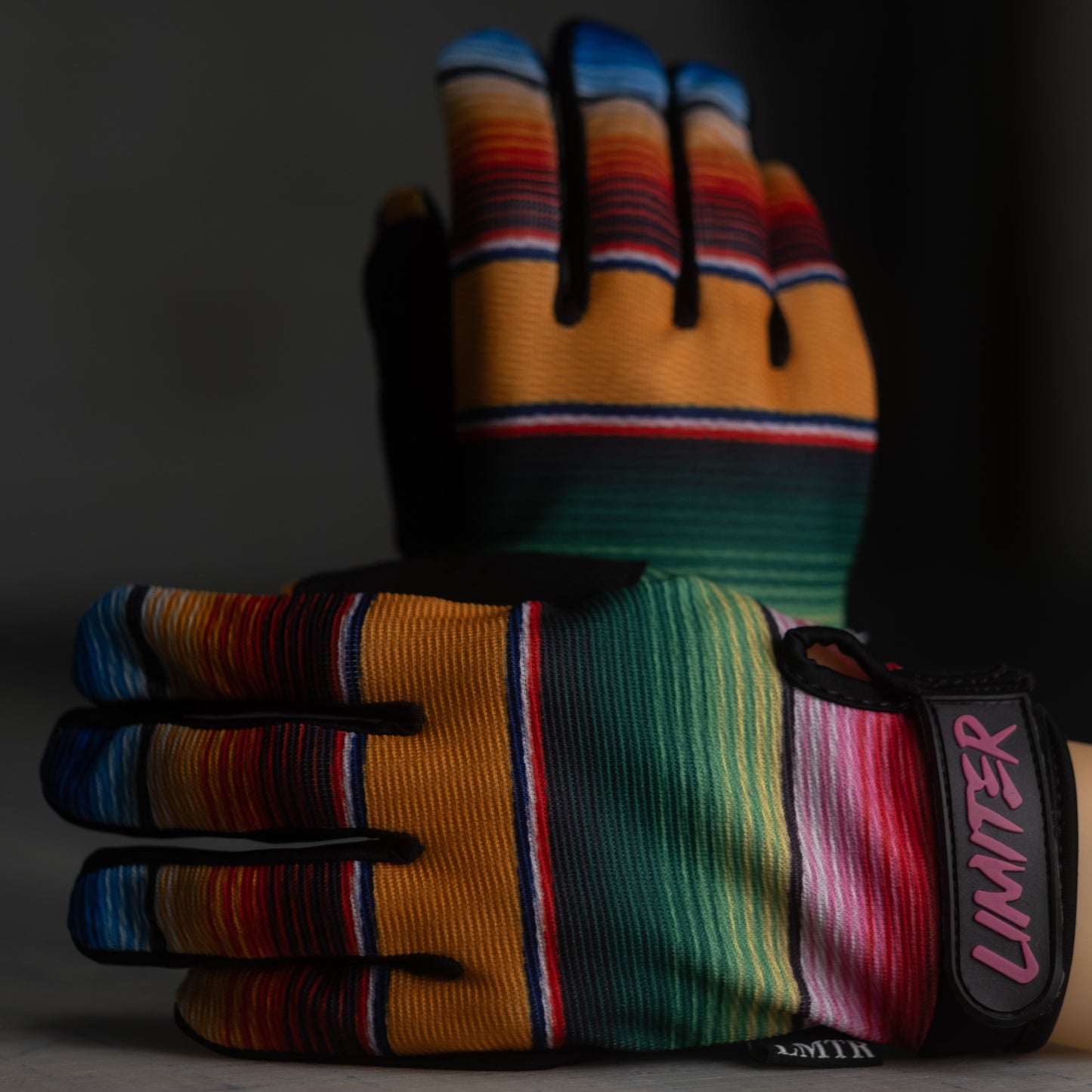 Shop Glove 005
