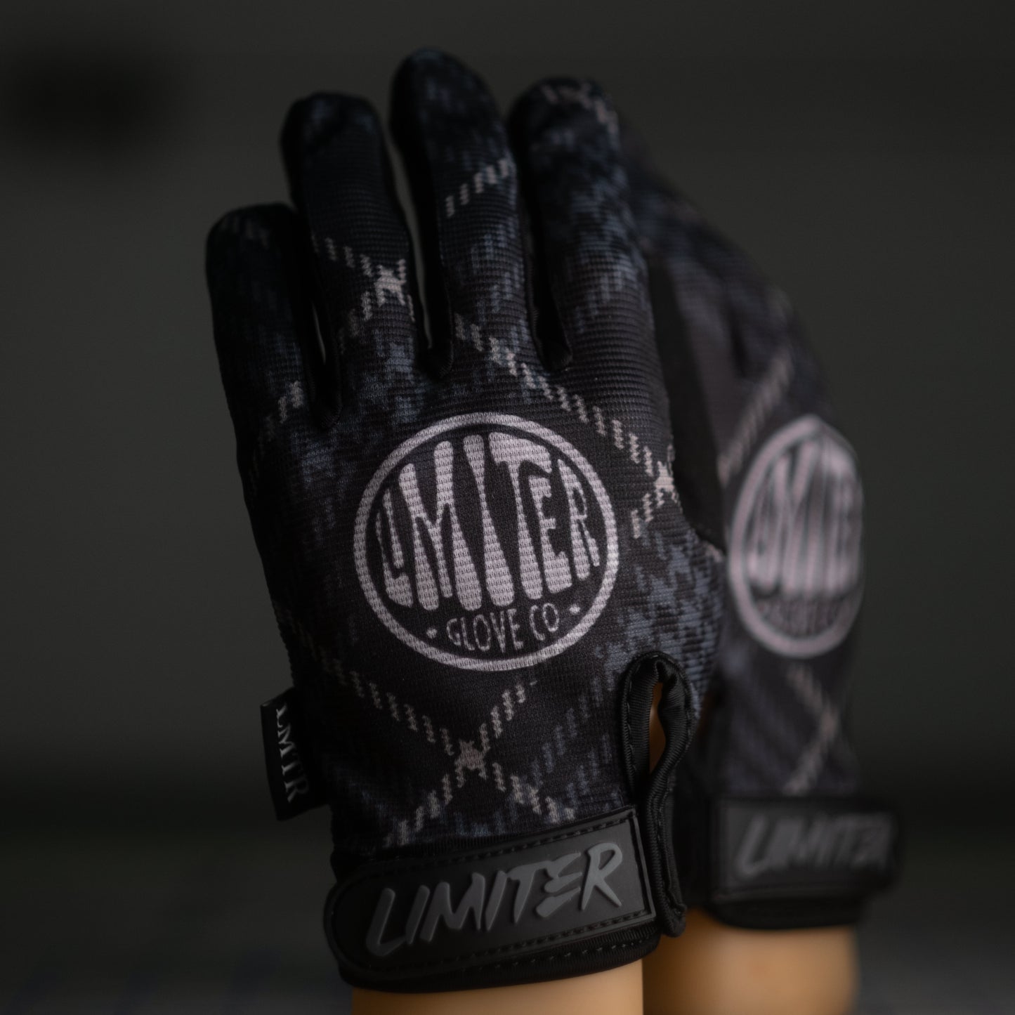 Shop Glove 006