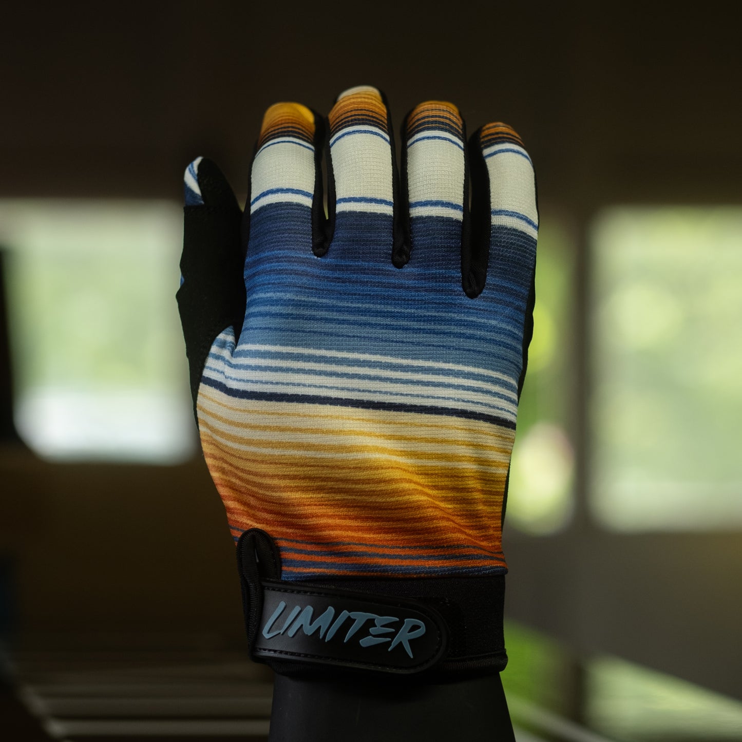Shop Glove 008